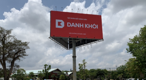 Nhiều doanh nghiệp "họ" Danh Khôi có tên trong danh sách chậm đóng BHXH, BHYT, BHTN,... của BHXH TP.Hà Nội và BHXH TP.HCM. 
